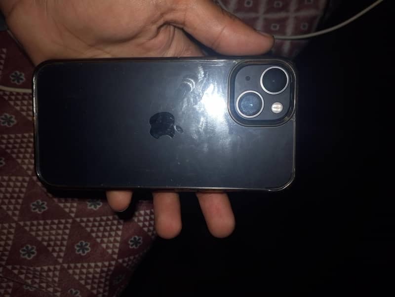 Apple iPhone 13 2