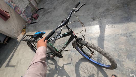Giant Bicycle 10/9 Condition fro Sale