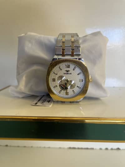 Fresh New Premium Design Watch
