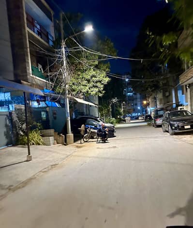 Independent Ground Floor Separate Entrance For Silent Commercial Use 12 Hours Working
