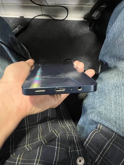 Samsung Mobile A06