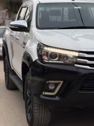 Toyota Hilux 2021