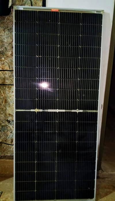 Brand New Unused FU'SEnergy 340Watt's Solar Plate+Metal Stand | Urgent