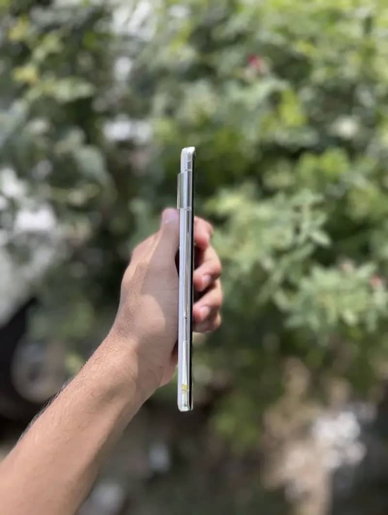 Google Pixel 7 Pro 4