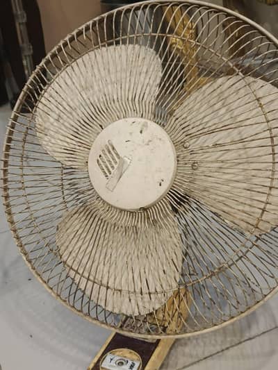 bracket fan for sell