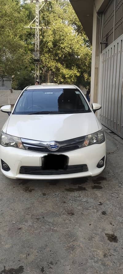 Toyota Corolla Axio 2014
