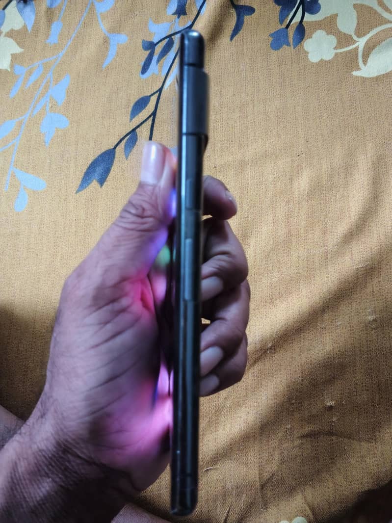 Mobile 3