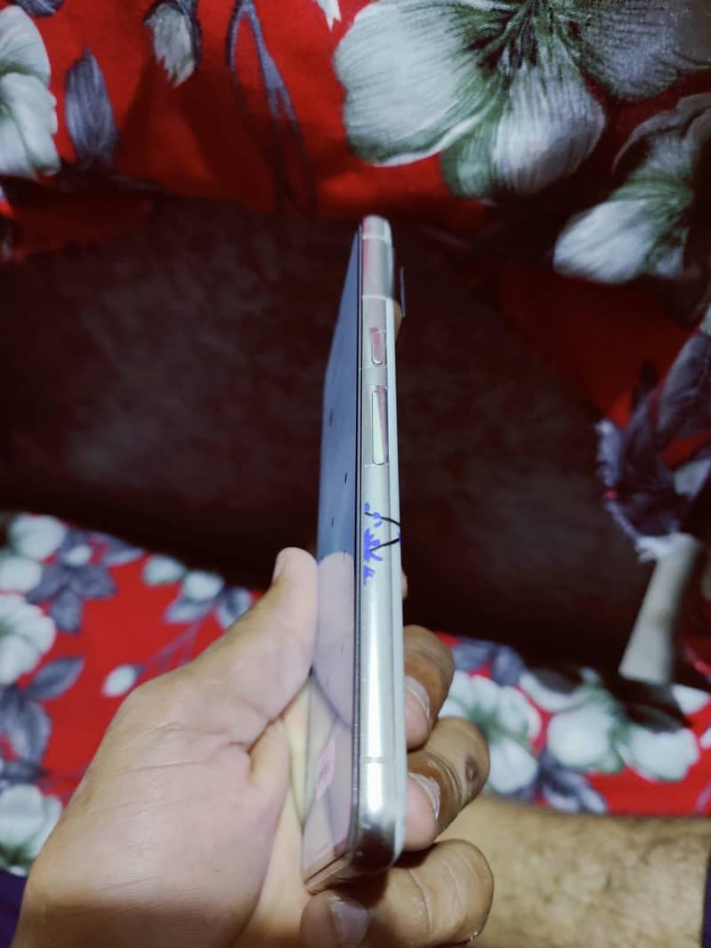 Google Pixel 8 Pro 1