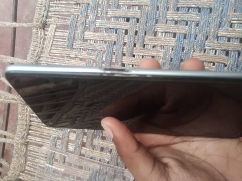 Oppo a76 4