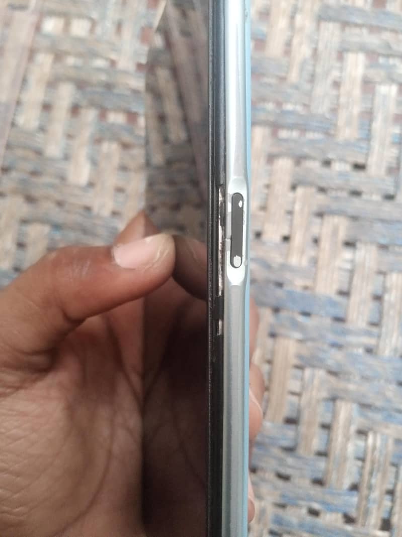Oppo a76 6