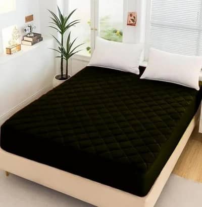 water proof mattress protector {ALL TYPES AND SIZES AVAILABLE}