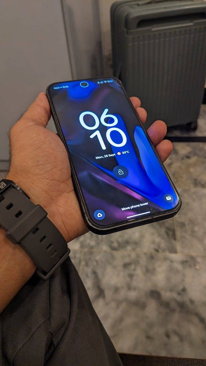Google Pixel 9 6