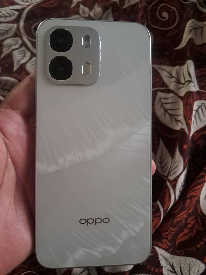 OPPO A6s 0