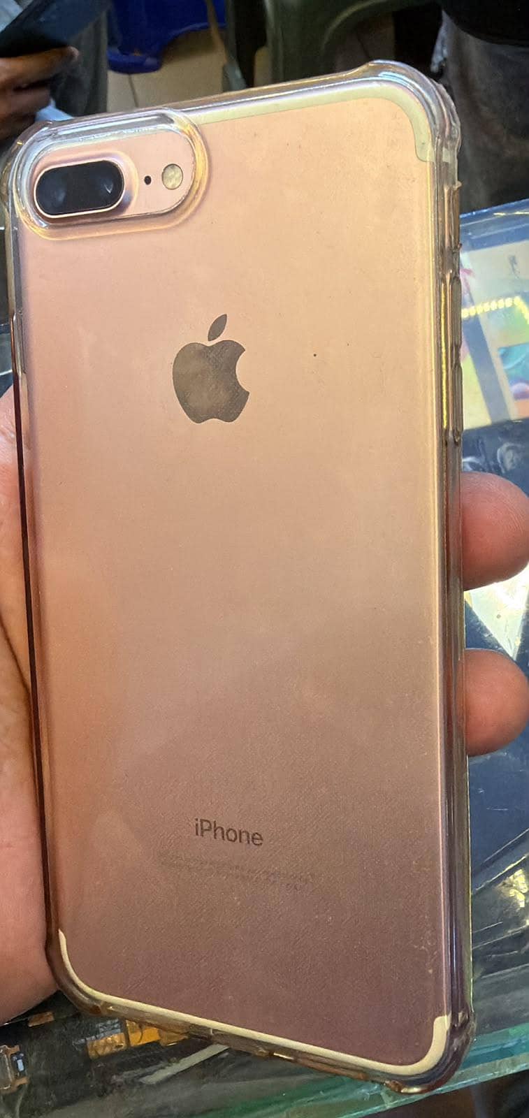 Apple iPhone 7 Plus 1