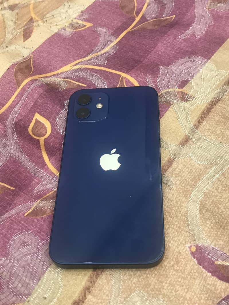 Apple iPhone 12 6