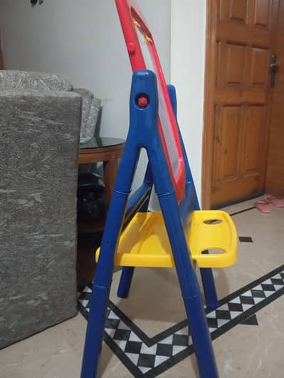 kids study table and writing board