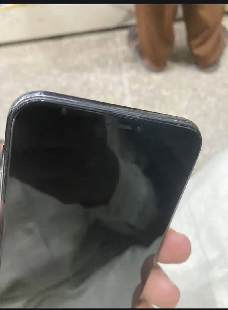 Apple iPhone XS 7