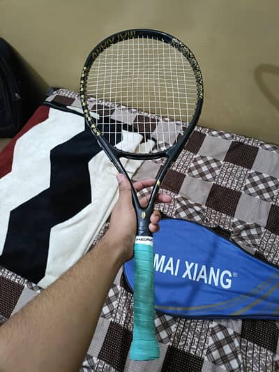 Like new tennis racket