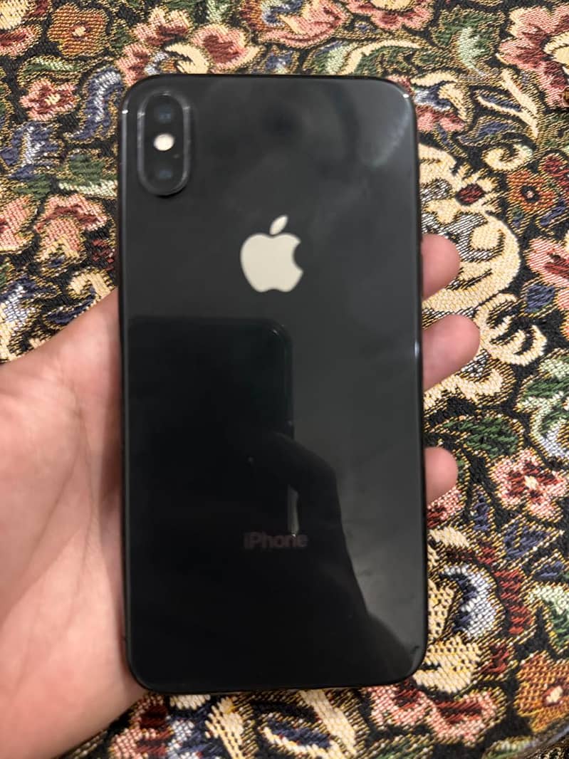 Apple iPhone X 4