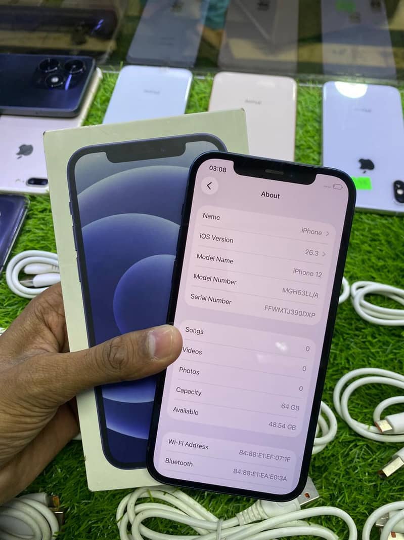 Apple iPhone 12 2