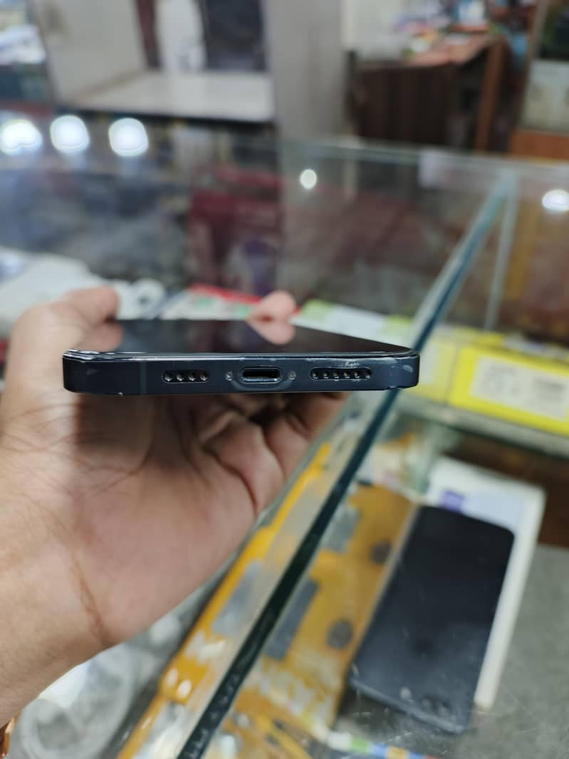 Apple iPhone 12 Pro Max 3