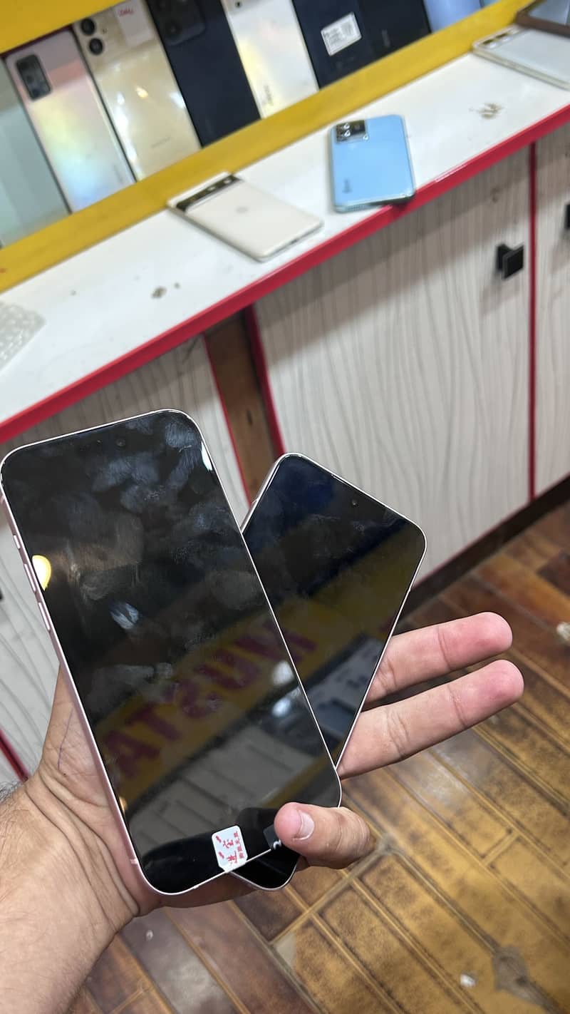 Apple iPhone 15 plus 1