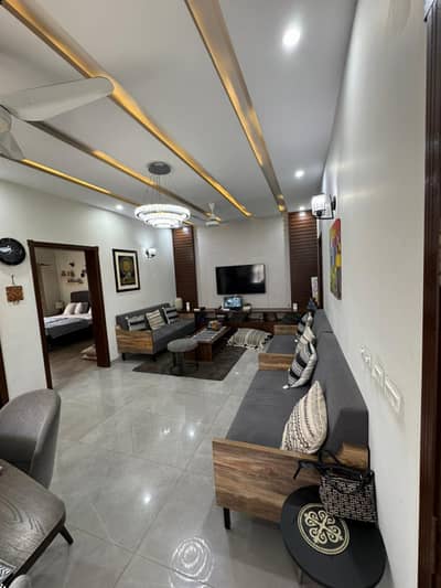 10 MARLA ELEGANT AND FULLY MAINTAINED SUPER HOT LOCATED BUNGALOW IS AVAILABLE IN THE BEST BLOCK OF DHA LAHORE.