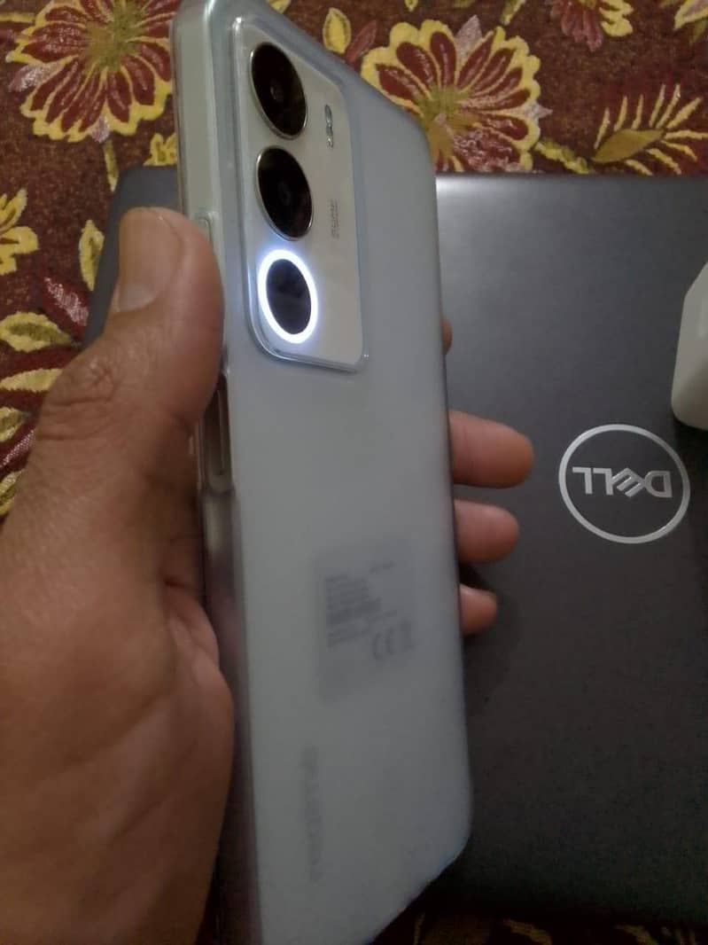 Realme C71 1