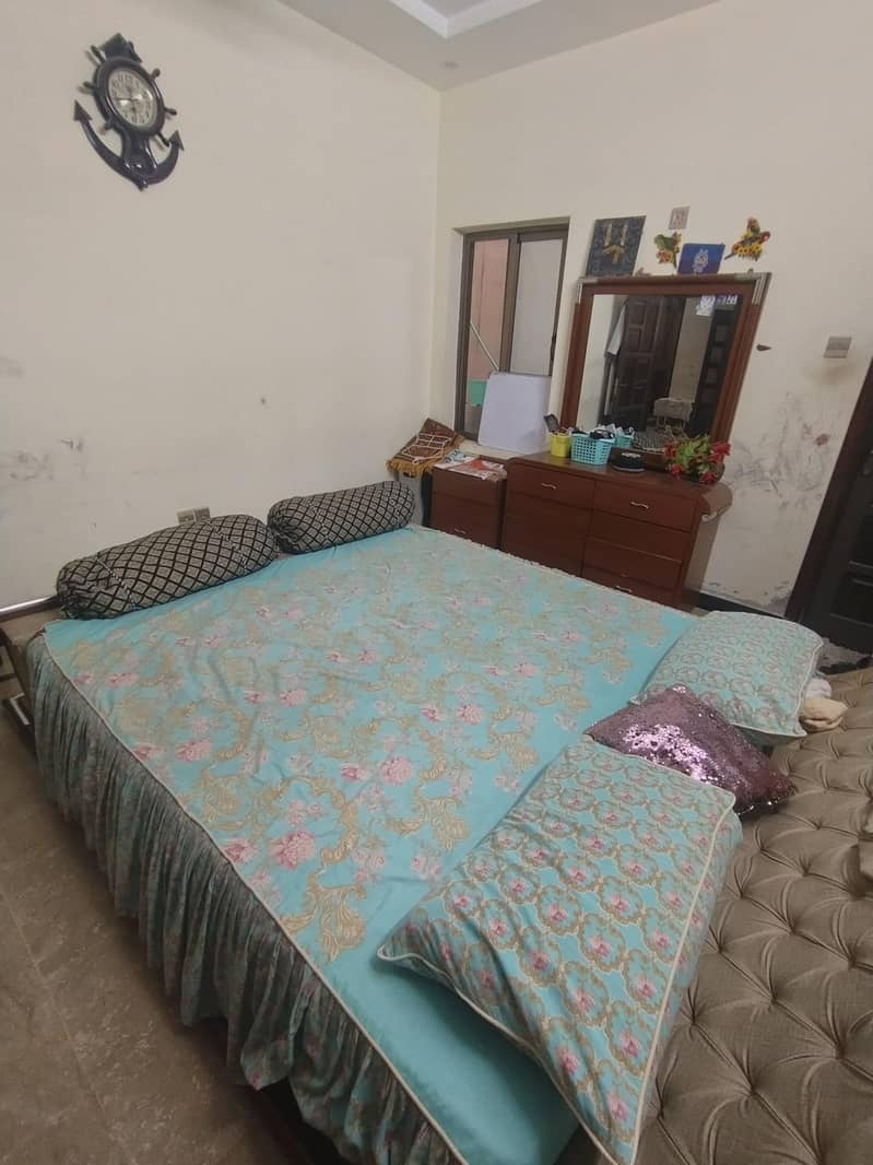 3 bed 3