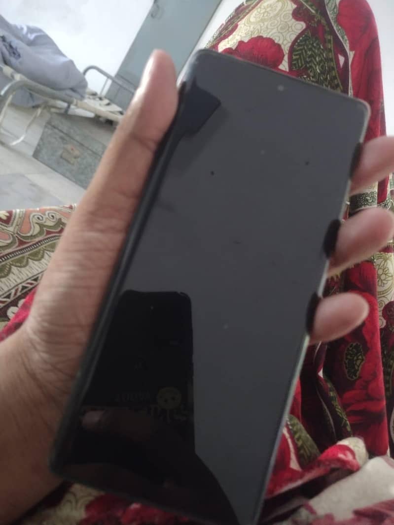 Infinix Note 40 4