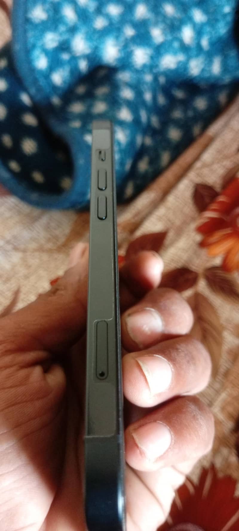 Apple iPhone 13 3