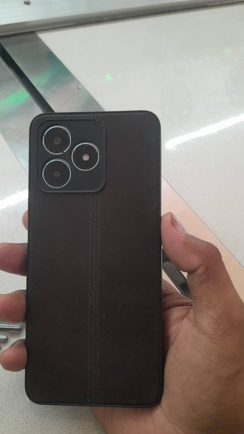 Realme Note 50 4