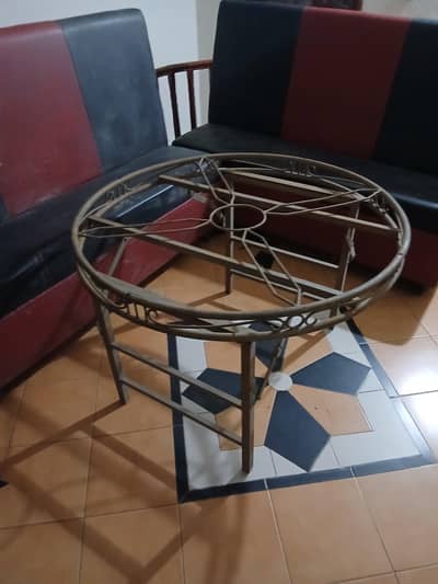 3 seater 2 sofa 1 round tabel