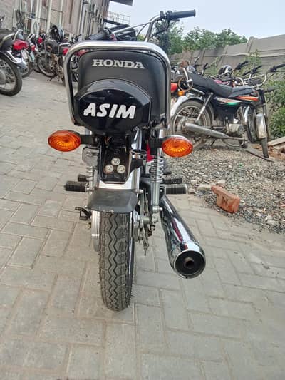 Honda 13 by 14 model ha   serf ingen ha taypa apnbio matric on th spot