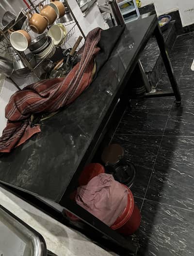 Kitchen shelve for saly iron