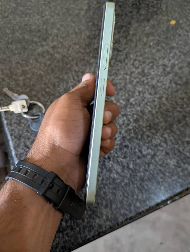 Realme C63 4