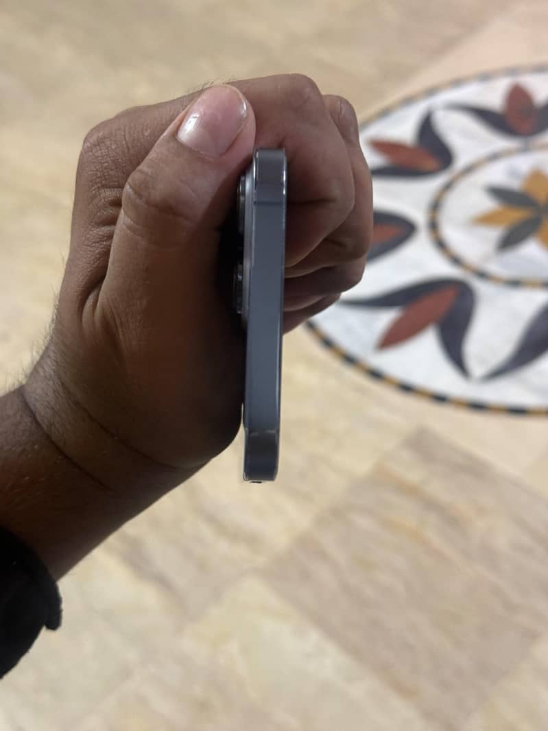 Iphone 13 pro max 4