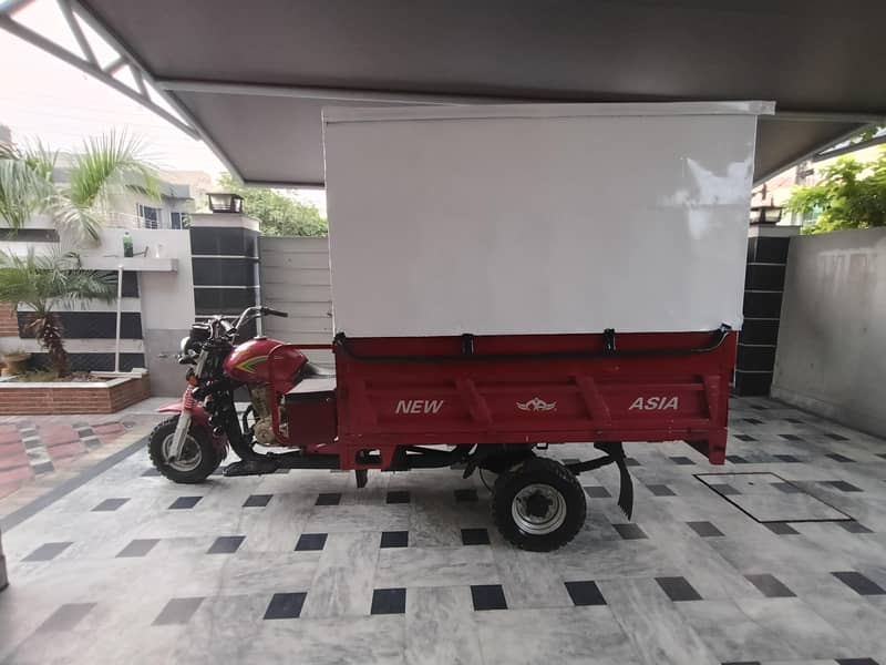 Loader Rickshaw 2