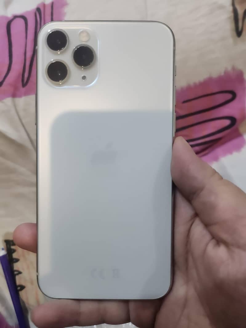 Apple iPhone 11 Pro 0