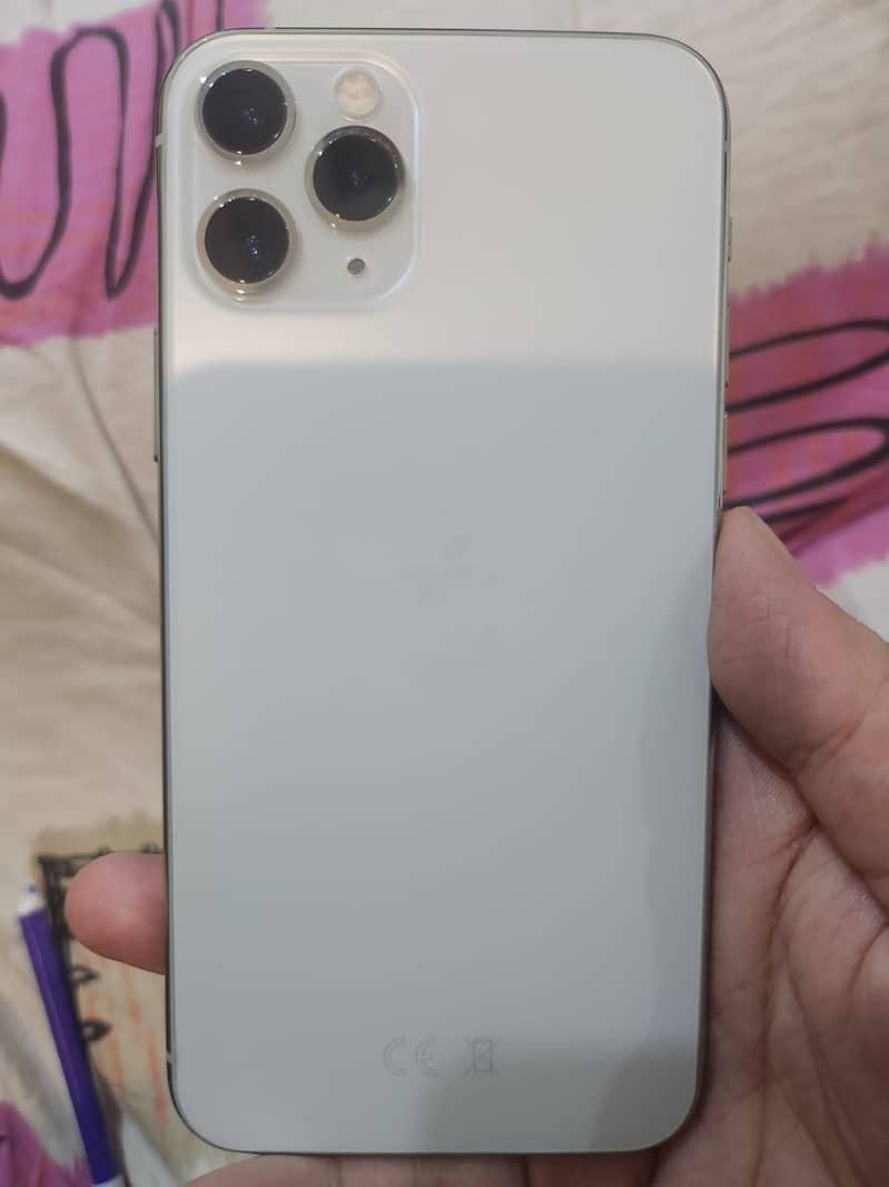 Apple iPhone 11 Pro 1