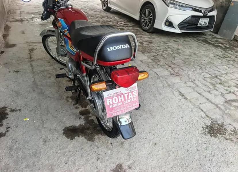 03186117640 3