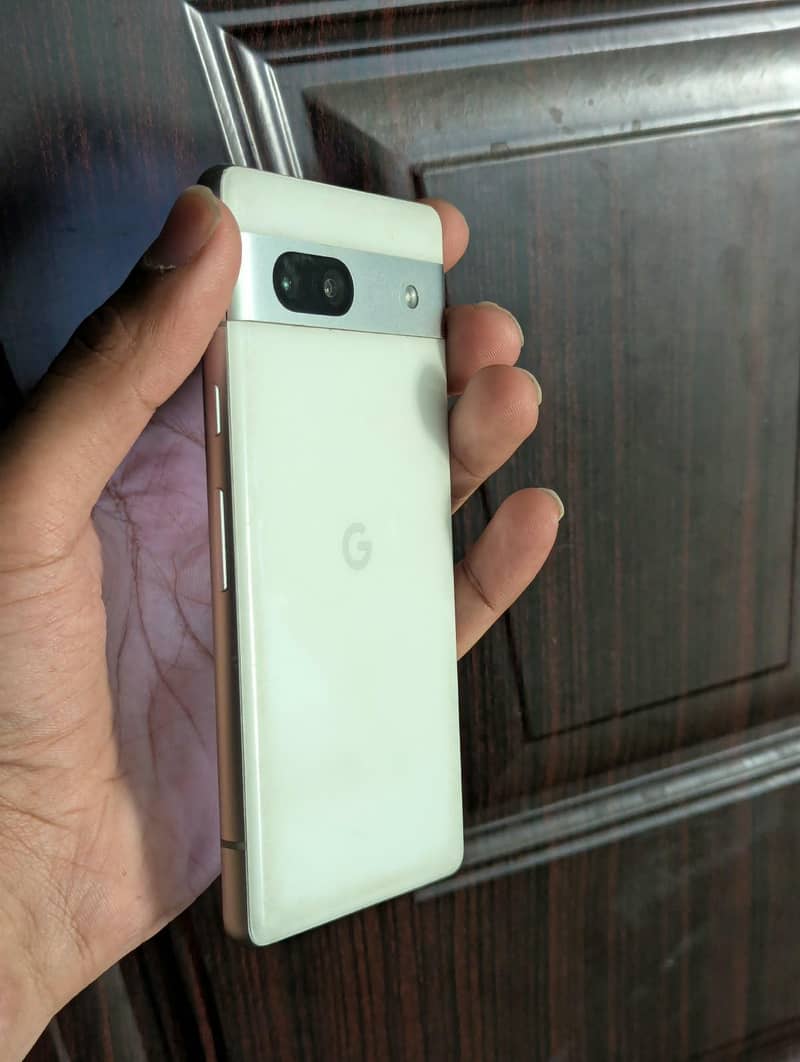 google pixel 7a 2