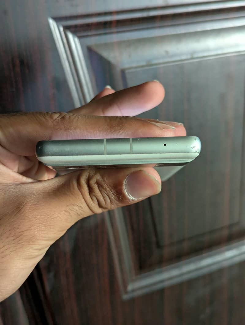 google pixel 7a 8