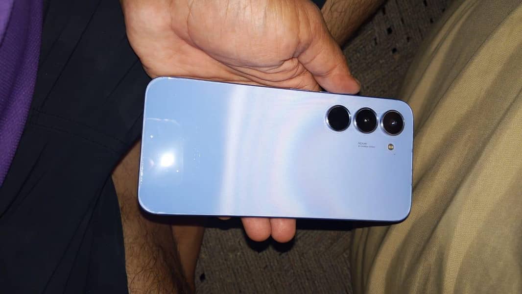 Tecno Spark 40 pro 0