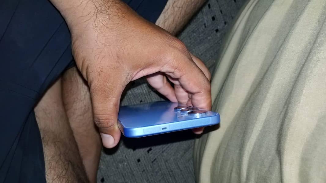 Tecno Spark 40 pro 3