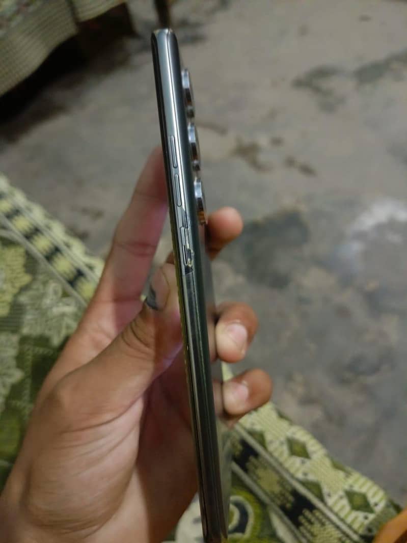 Tecno CAMON 40 Pro 1