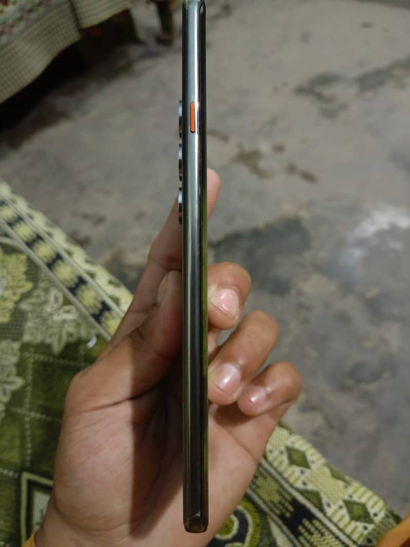 Tecno CAMON 40 Pro 3
