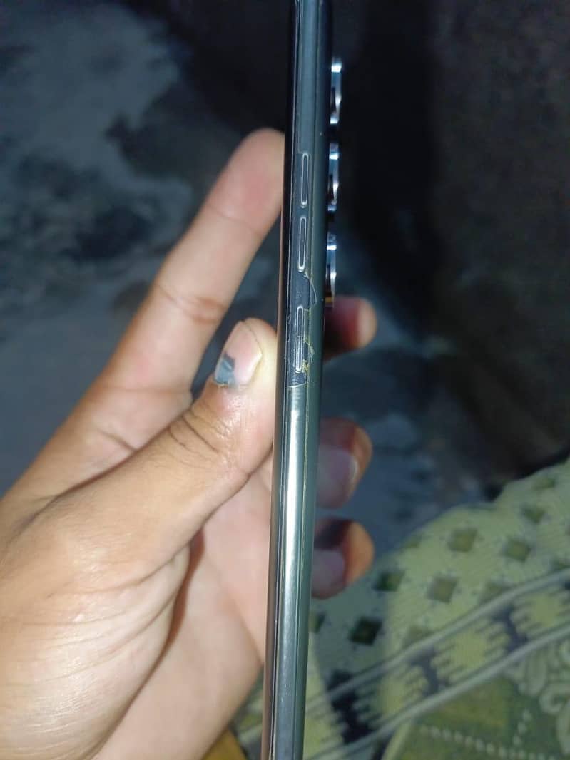 Tecno CAMON 40 Pro 4