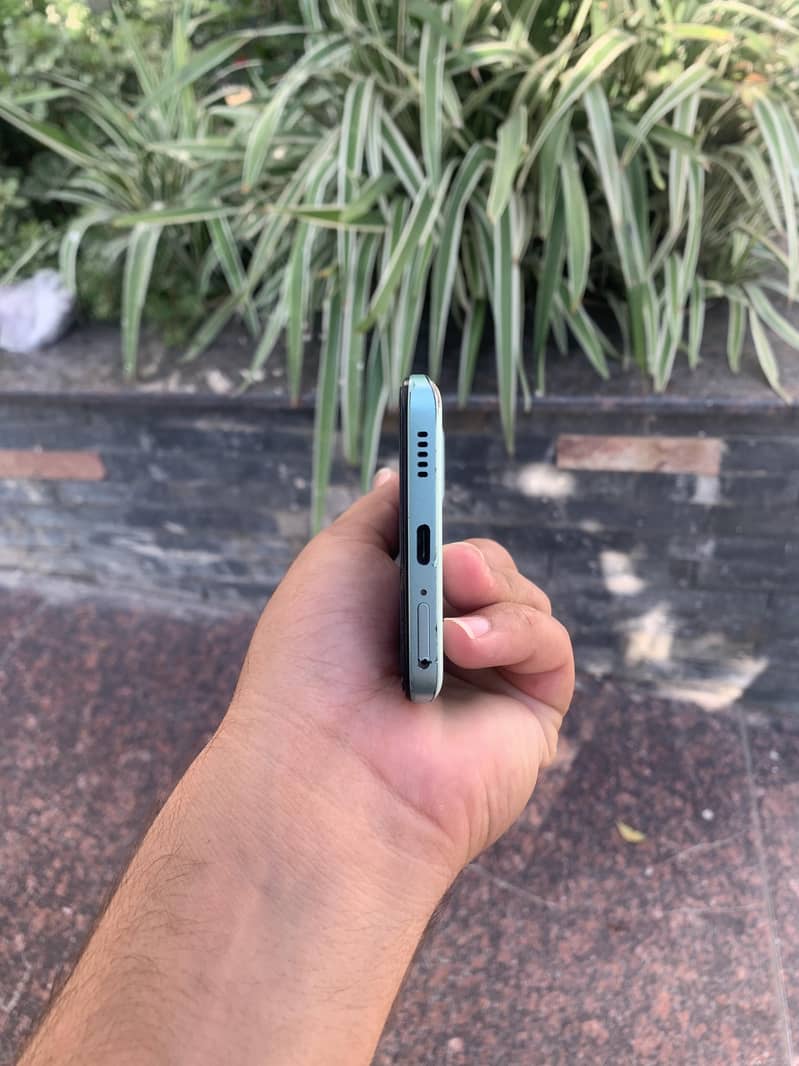 Poco f5pro 5