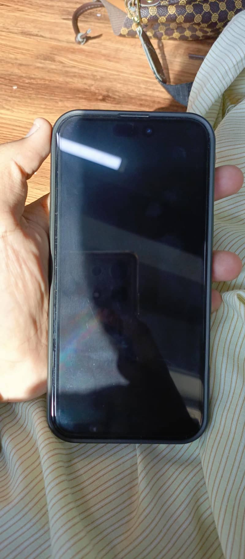 Apple iPhone 16 Plus 0